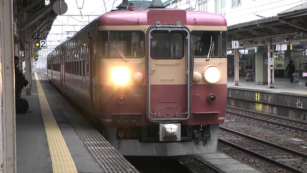 北陸本線 455系・475系国鉄急行色 富山駅発車 JR西日本の発車メロディ