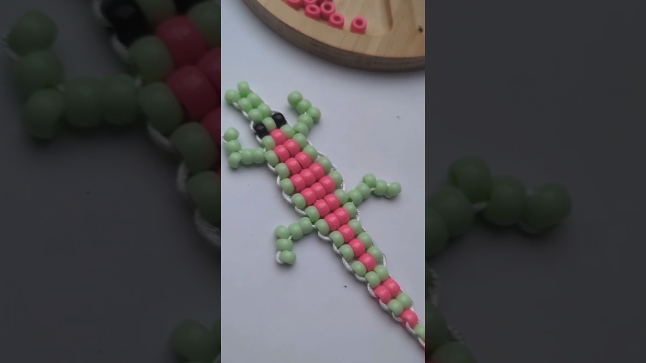 tuto crocodile en perles - pony beads DIY #perles #beads #beading #diy