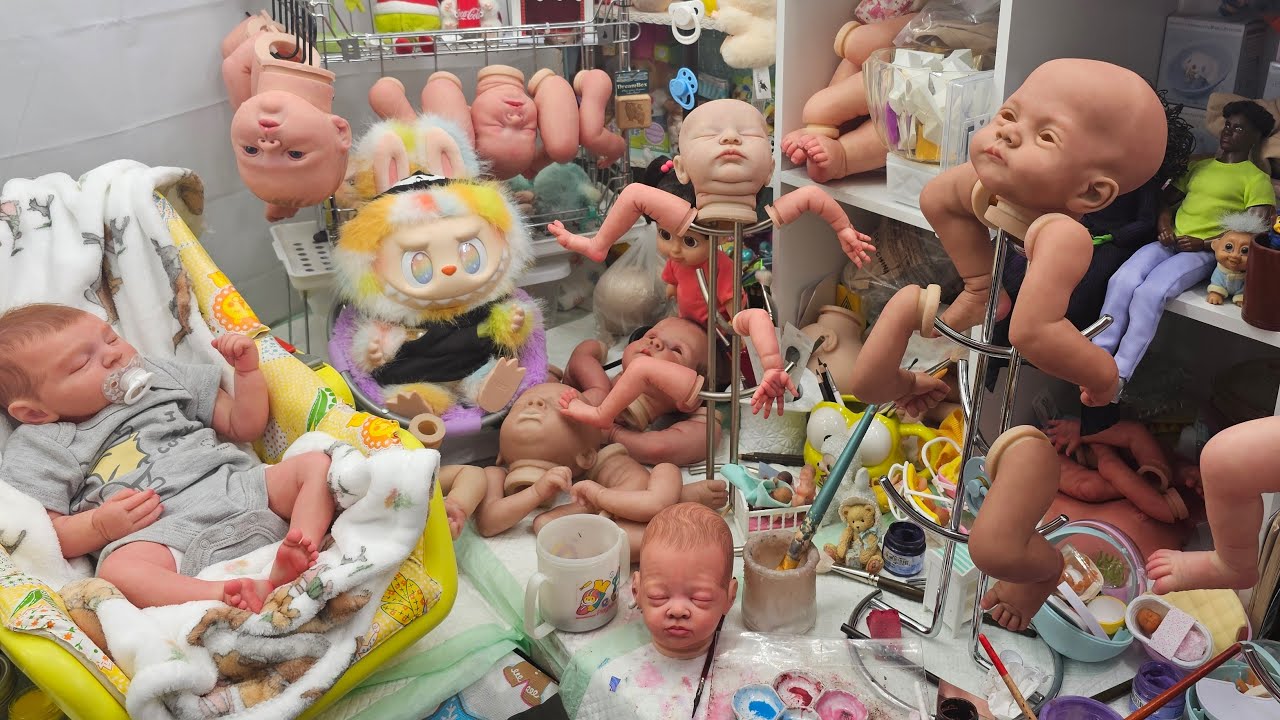 nlovewithreborns2011 is live making babies