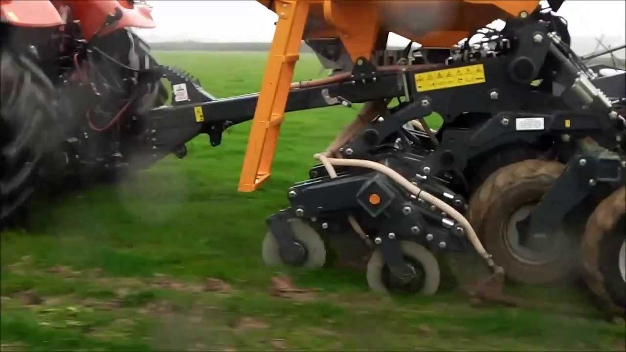 Mzuri Drilling Winter Wheat into Grass Ley October 2013