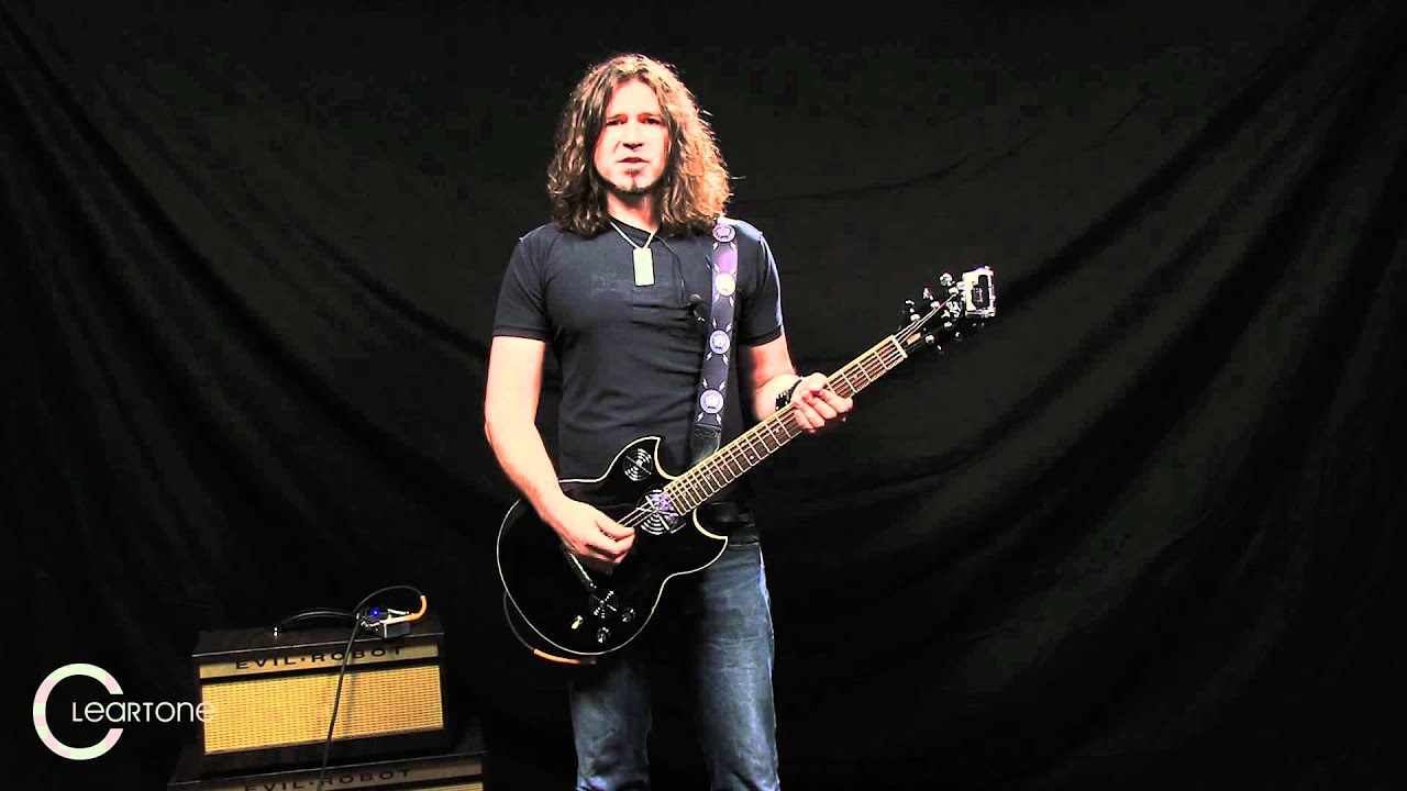 Phil X :: A quick guitar lesson on building speed and muscle memory