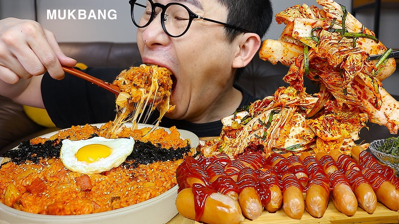 ASMR MUKBANGㅣCHEESE KIMCHI FRIED RICE & SAUSAGEㅣEATING SHOW
