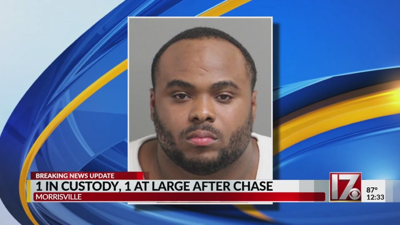 1 suspect on the run after stealing $20k worth of Apple products