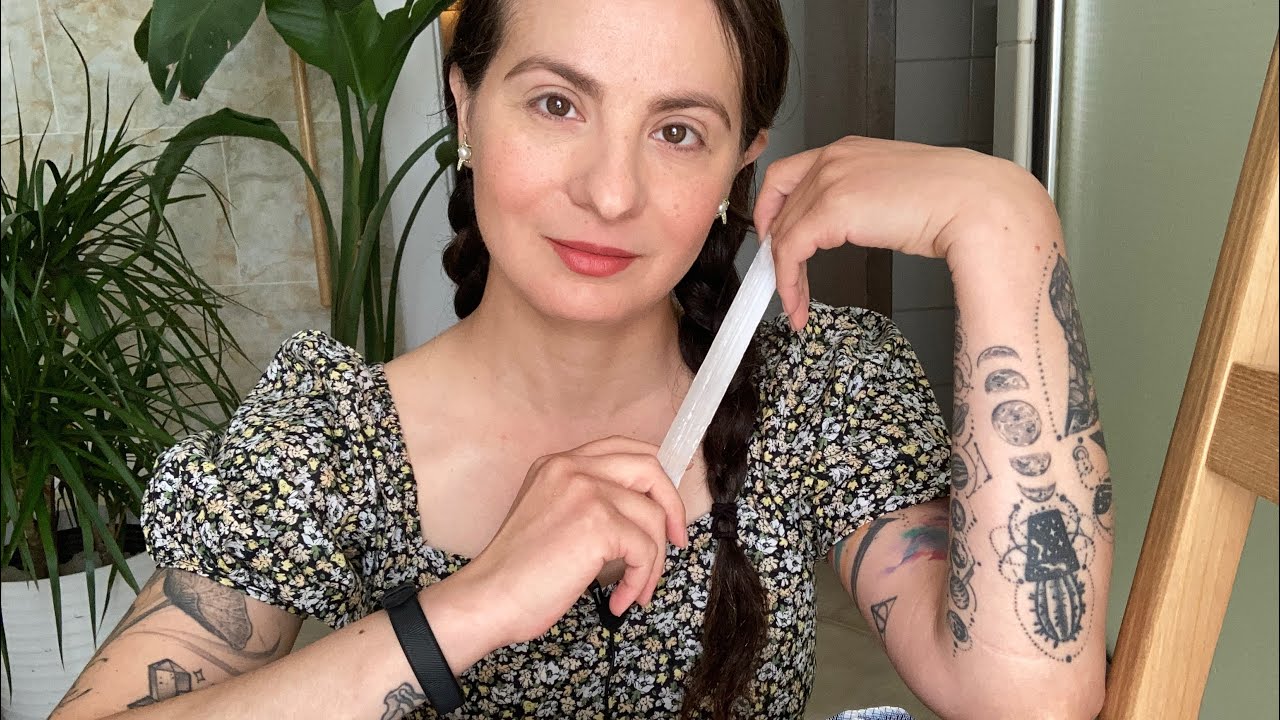 Relaxing Crystal Cleanse and Tarot Draw (soft spoken)