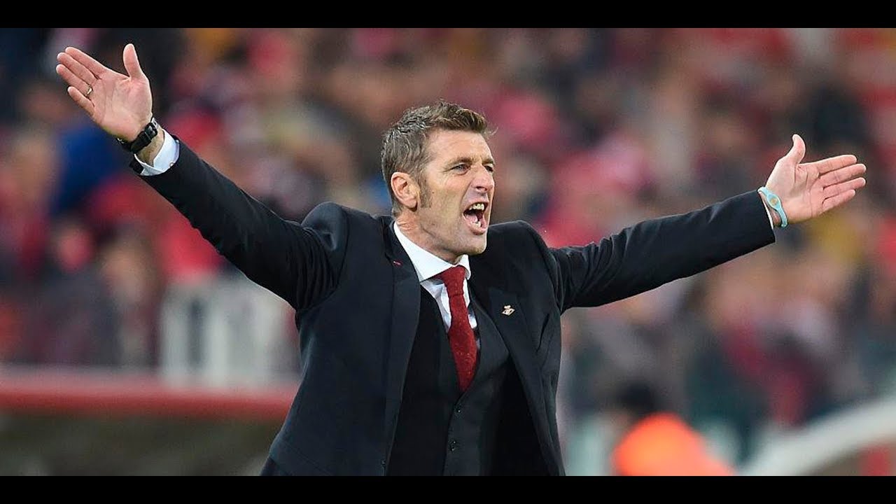 A tutti! Avanti! Massimo Carrera!