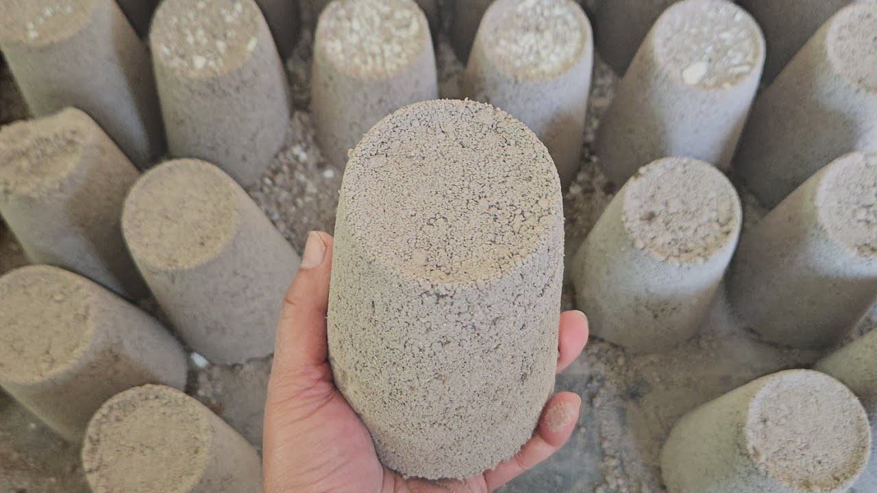 New ✨️ Homemade Crunchy Gritty Cement dry Crumble on floor for Ultimate Relaxation 