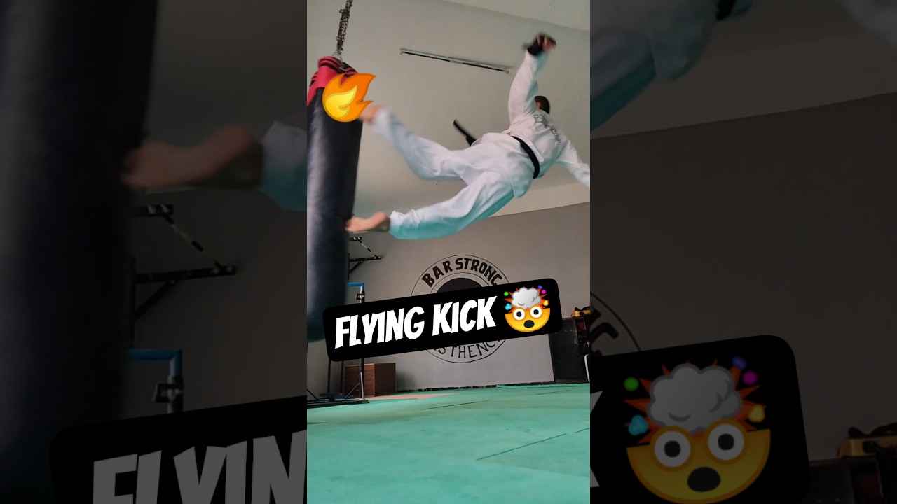 4 niemożliwe kopnięcia, kt&oacute;re opanują tylko profesjonaliści! 🥋🚀🔥 #sztukiwalki #taekwondo #karate #capoeira #kopnięcia