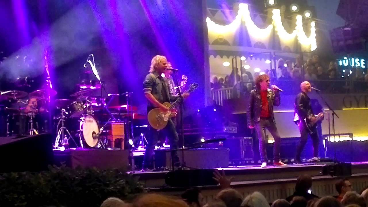 Vittring o Jag skiter Magnus Uggla Gröna Lund Stockholm 2015