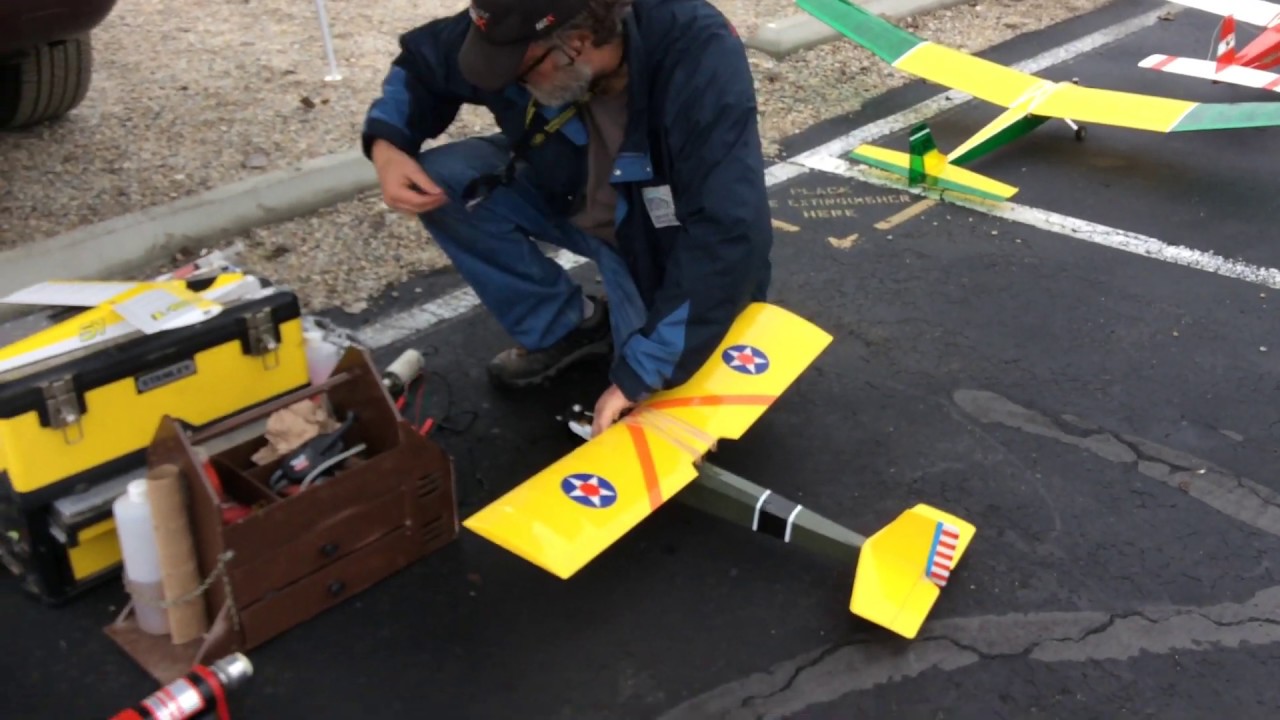 Scott flying original 1976 Q-Tee w/ Cox .049 Golden Bee