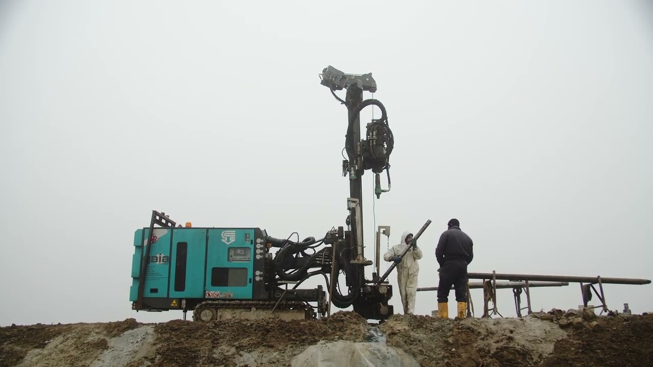 C3 XP-2 job site Italy