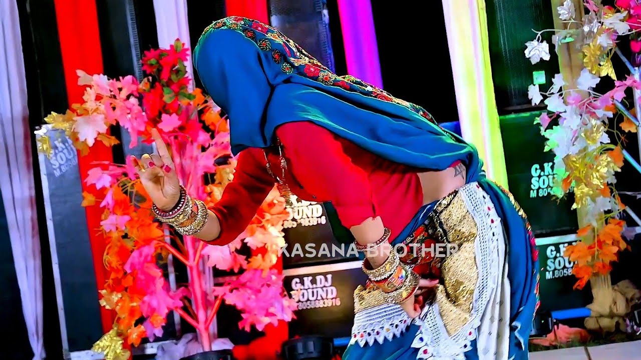 कछु चेहरे कि चमक कछु मैकअप कि चमक || Gurjar Ladies Dance || Bhupendra Khatana Rasiya