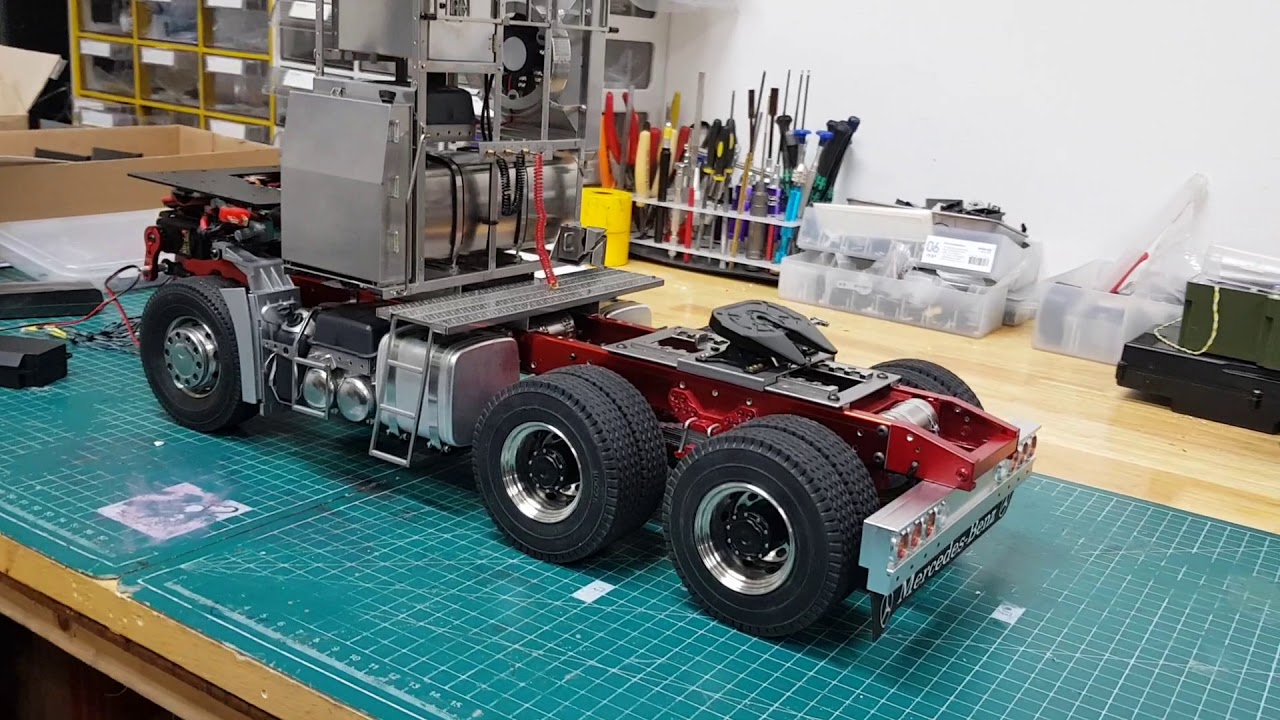 RC 1/14 Full metal benz  6 x 4  red chassis kit ..008shop