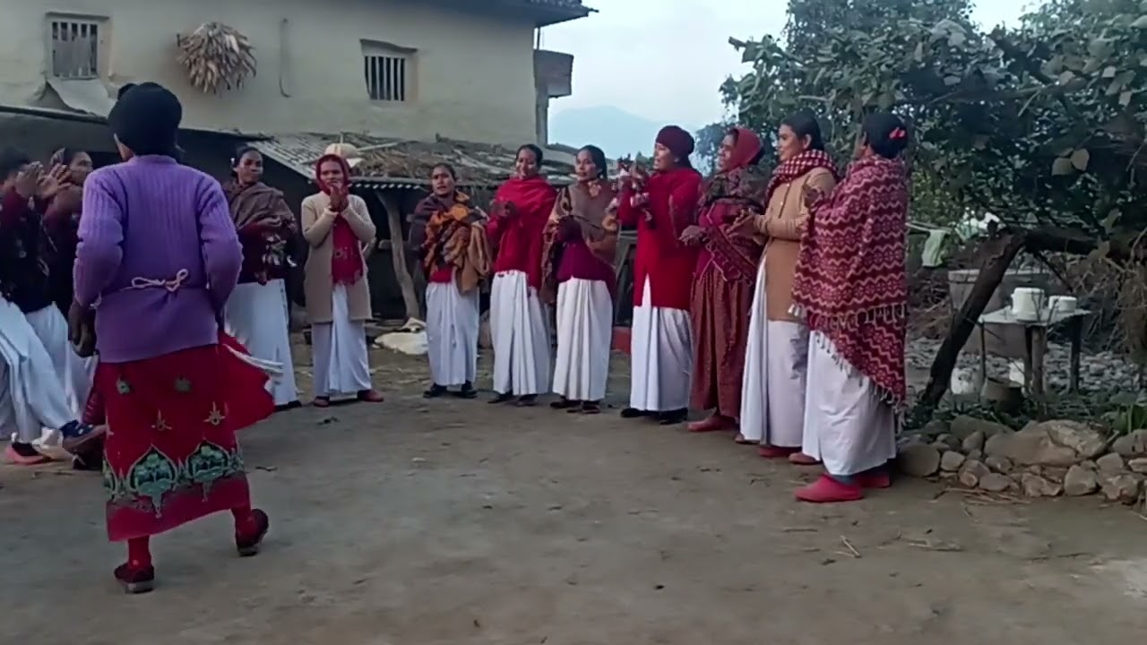 Tharu  nach Simthana| Tharu maghi nach #happymakarsankranti #tharunach