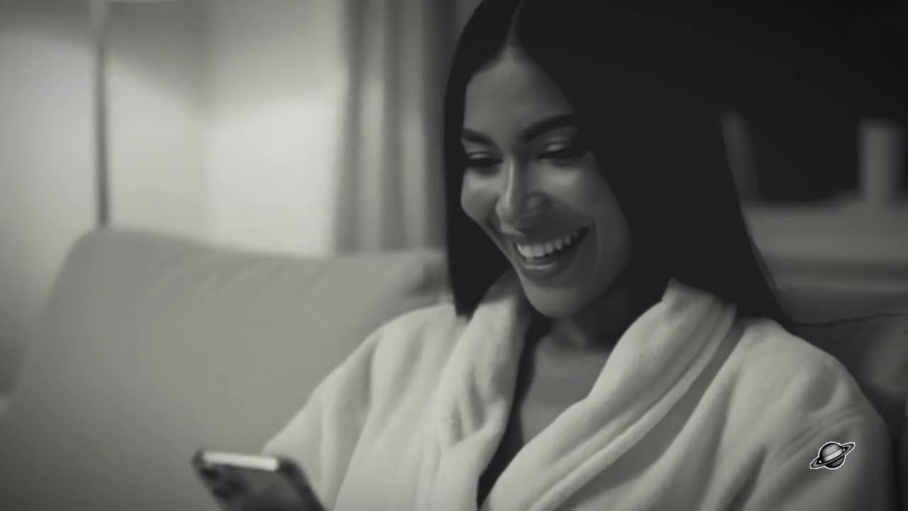 Rafha vn - UNA NOCHE 🌙 ( Video Official ) 