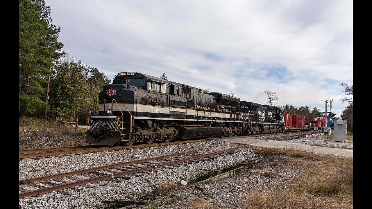 NS High & Wide 057 Northbound with Schnabel car