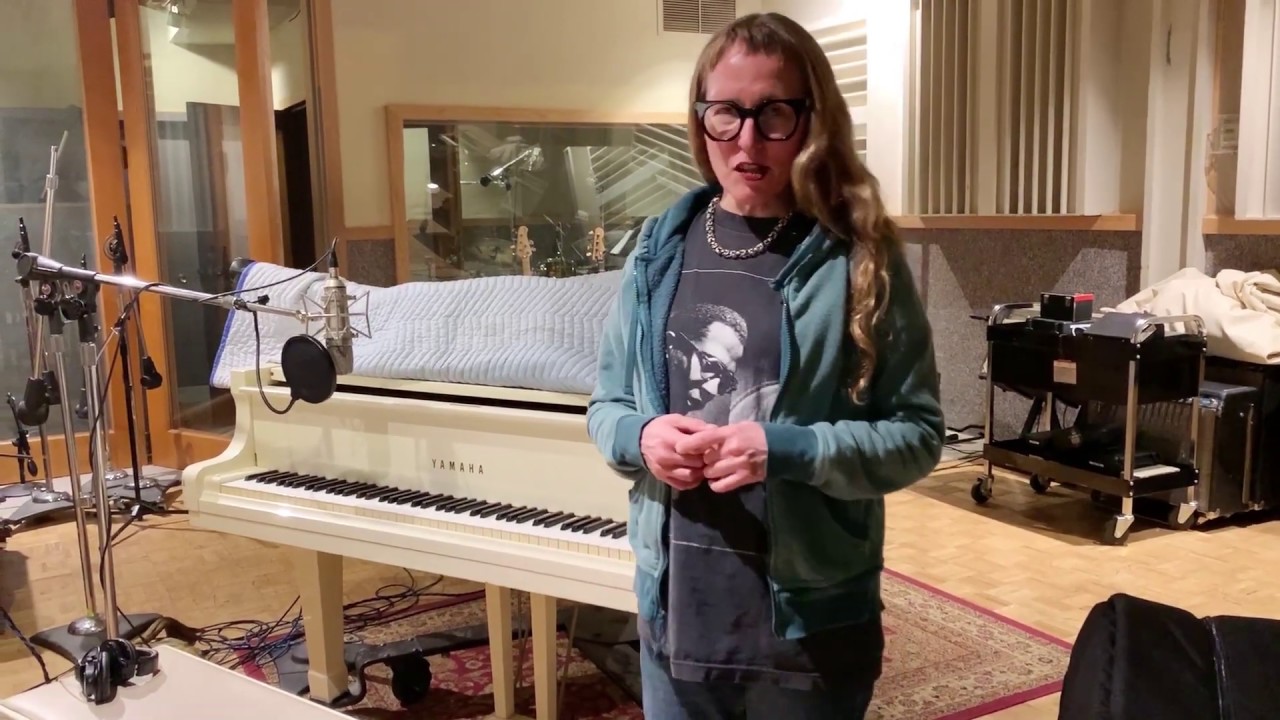 The legendary white piano at Hyde Street Studio