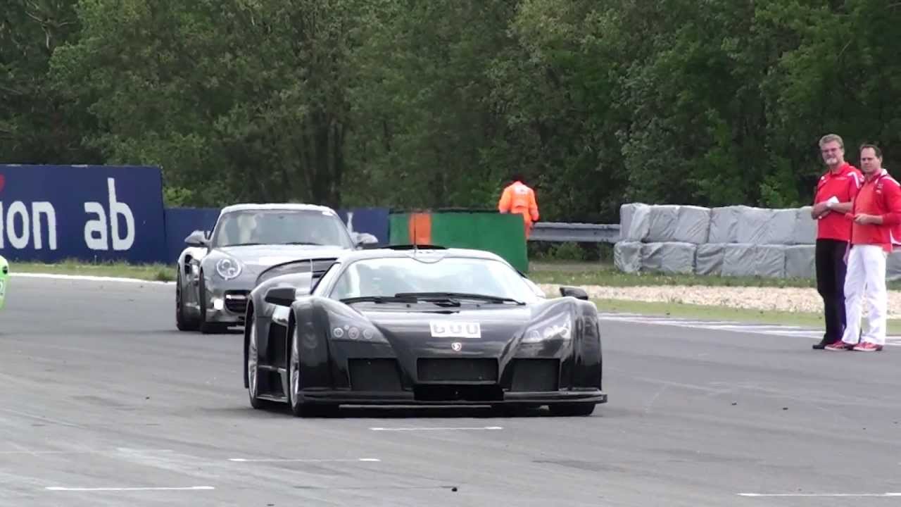 Gumpert Apollo vs. Bugatti Veyron - drag race, acceleration, fly by, circuit