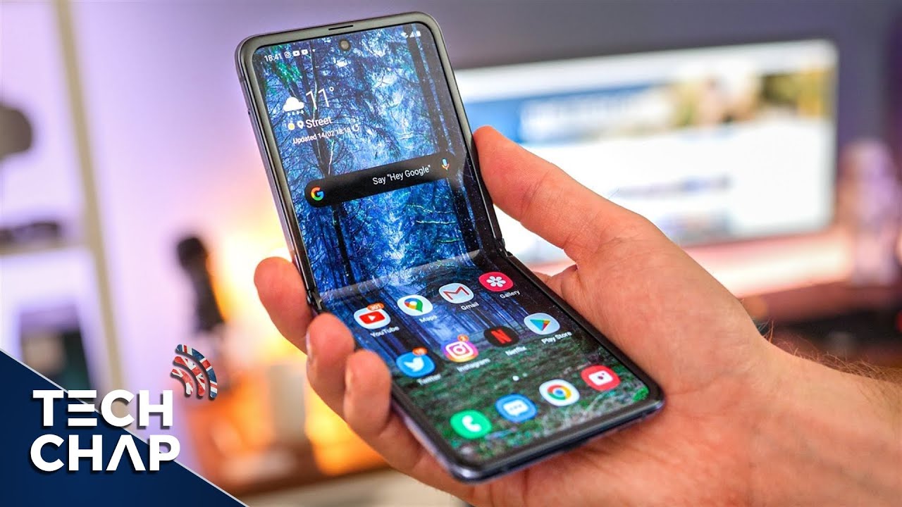 Samsung Galaxy Z Flip First Impressions - Who Should Buy This?  | The Tech Chap