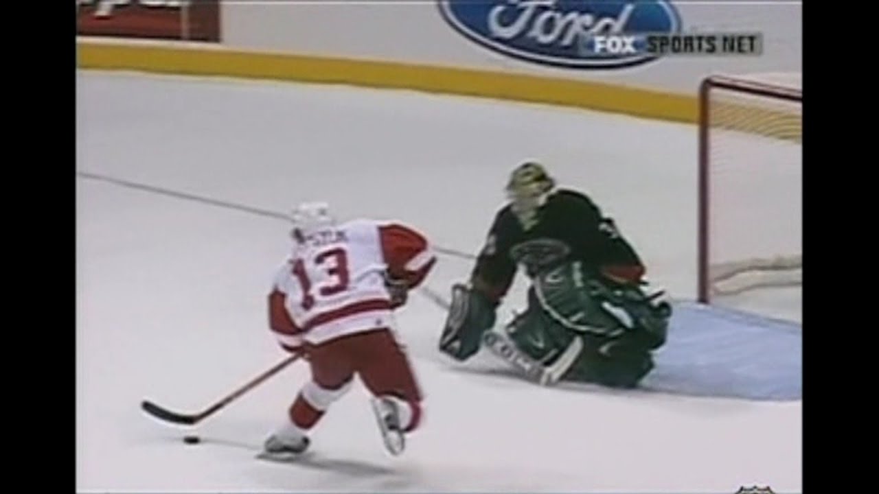 Datsyuk/Zetterberg Highlights (02-04)