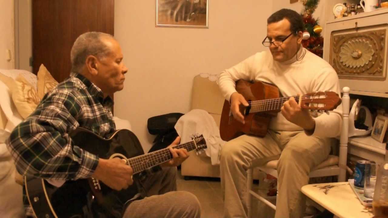 DIniz, solista e Zé Ferreira violao
