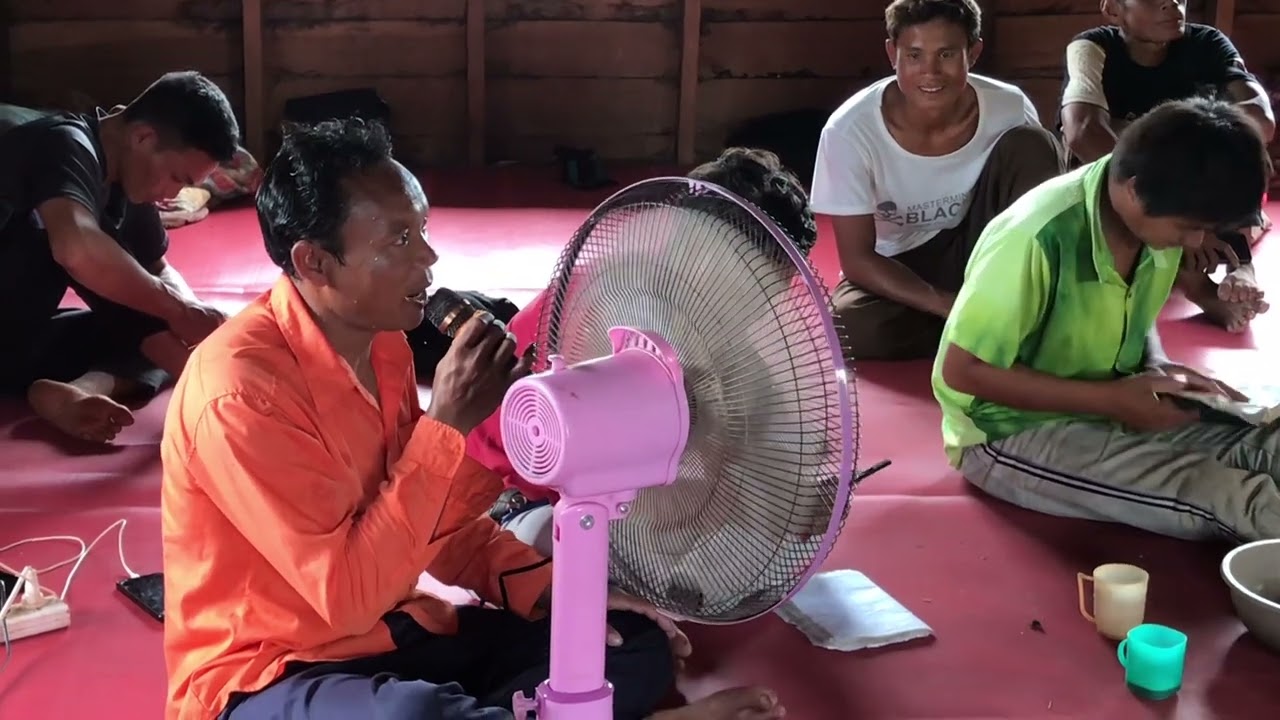 ຫລິ້ນກິນທ່ຽວຈົບທີ່ບ່າວມັງກອງ