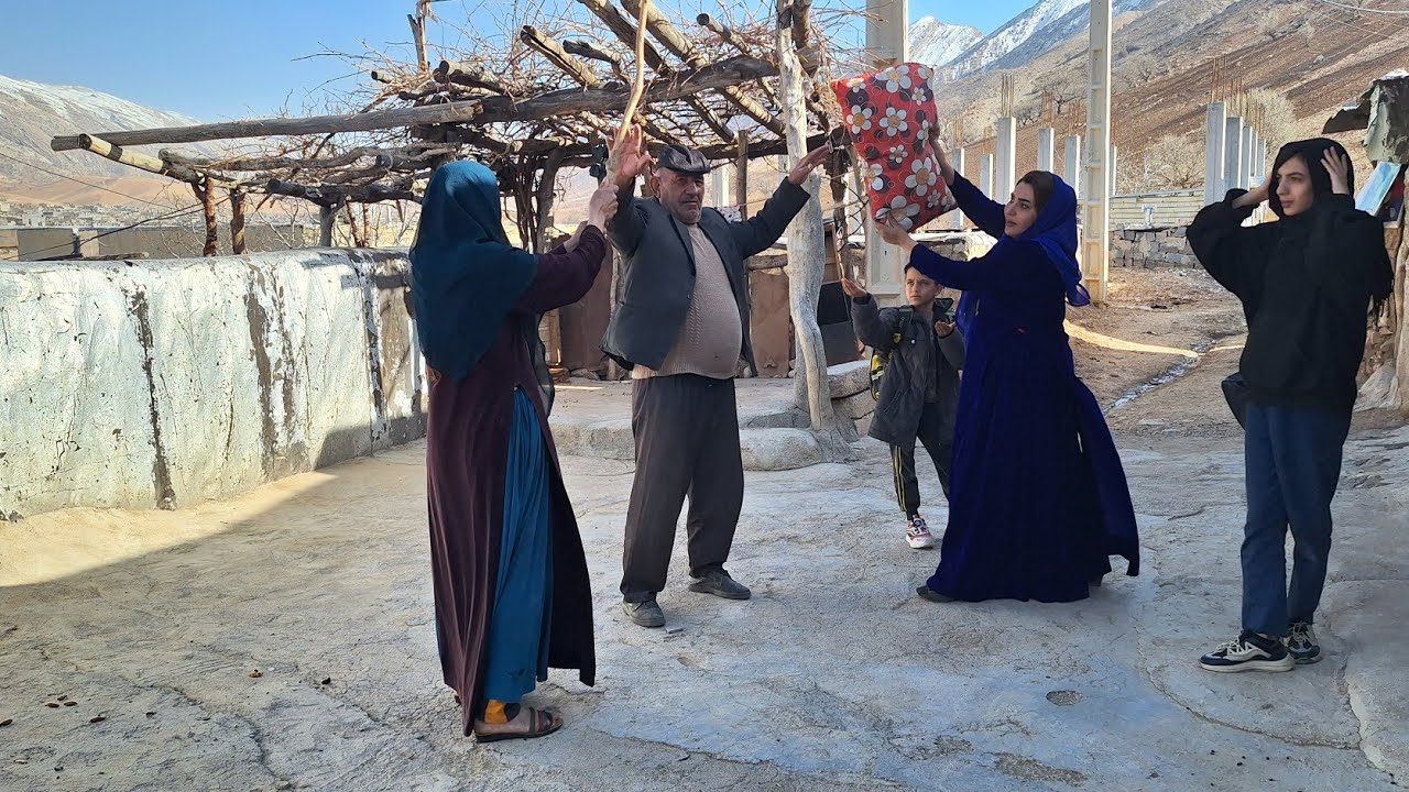 Bitter night in a ruined house… 😢🏚️ | The displacement of Akram and his children