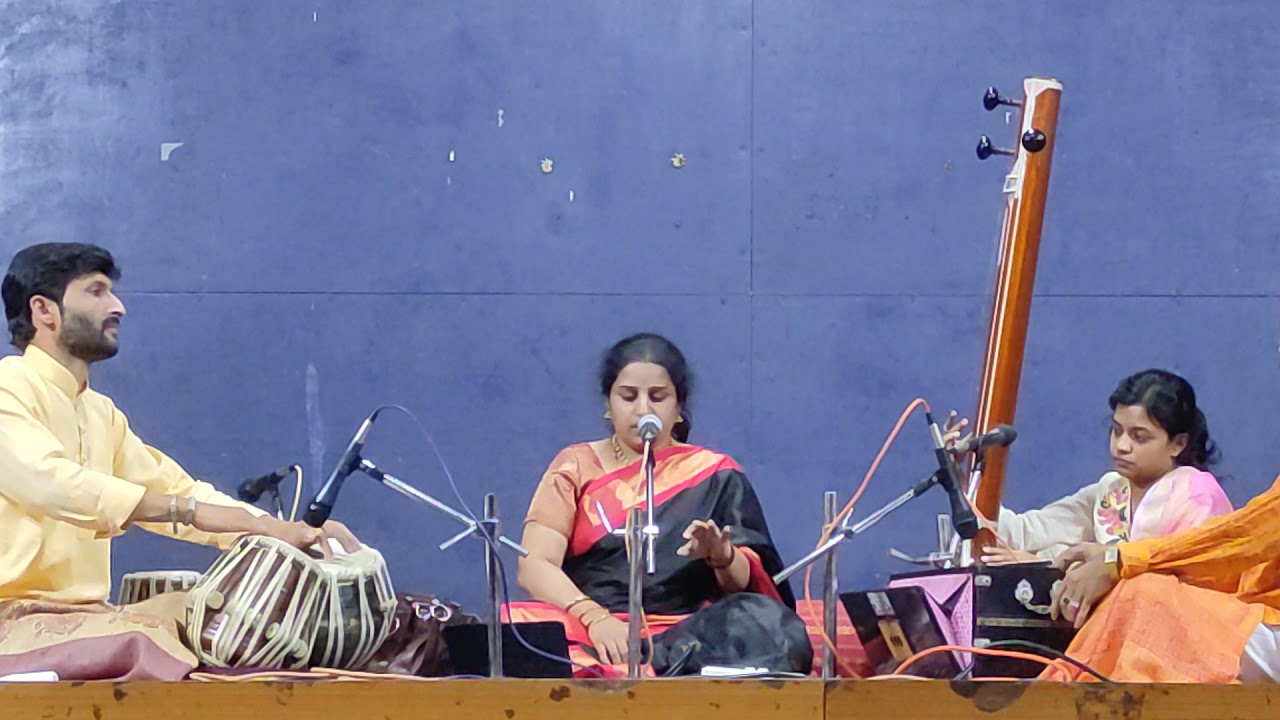 PRATHIMA ATHREYA, Sonda Swarnavalli Matha, sri shankaracharya shivaguru tanaya
