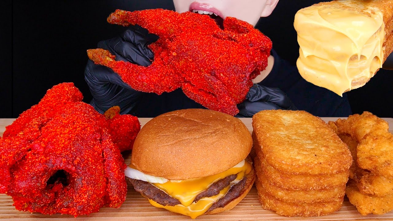 ASMR HOT CHEETOS CHICKEN CHEESEBURGER HASH BROWNS MUKBANG 咀嚼音 大食い チートス チキン チーズバーガー 치킨먹방EATING SOUNDS