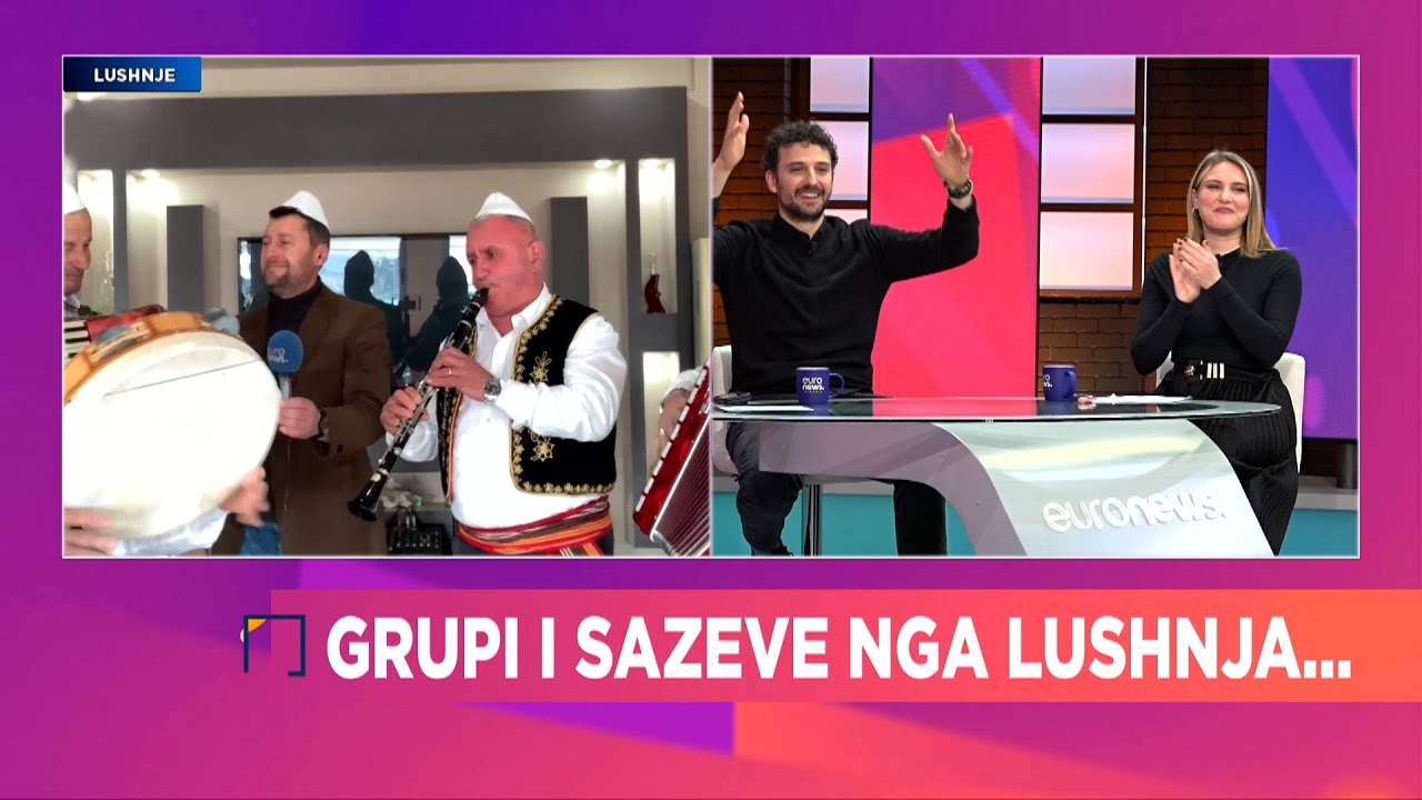 “Trak e truk ato këpucë”-grupi nga Lushnja këndojnë live si në dasmë…