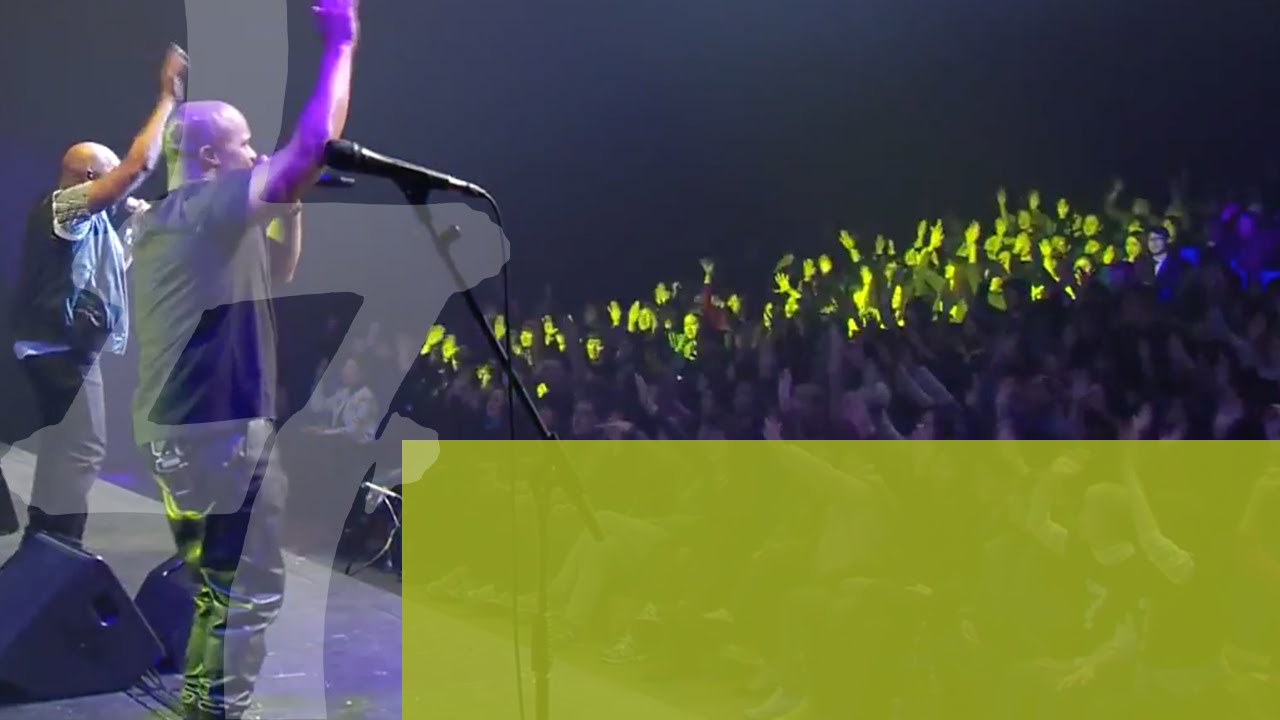 Naturally 7 - Englishman in New York (Live, South Korea 2015)