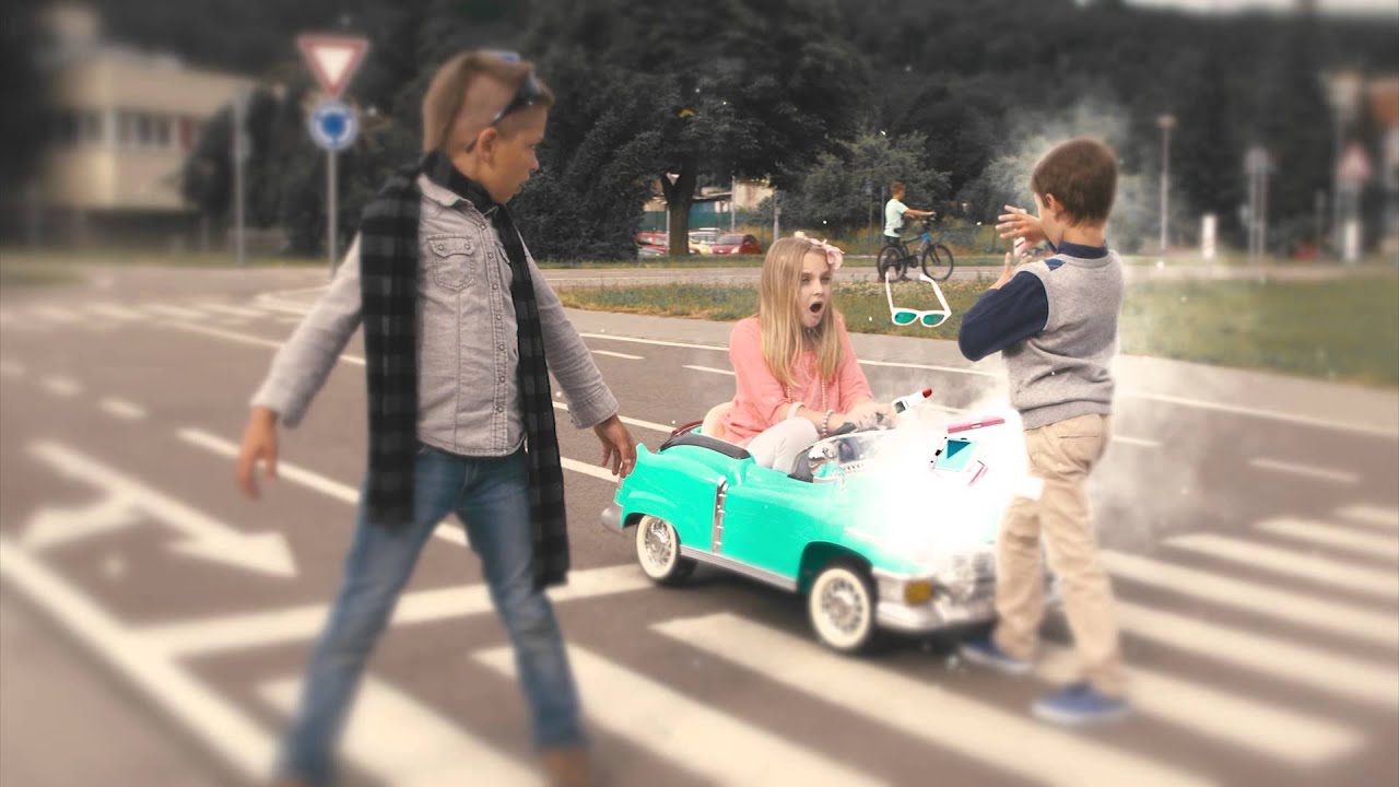 BESIP - "Děláš to taky!" - Nevěnování se řízení zabíjí....