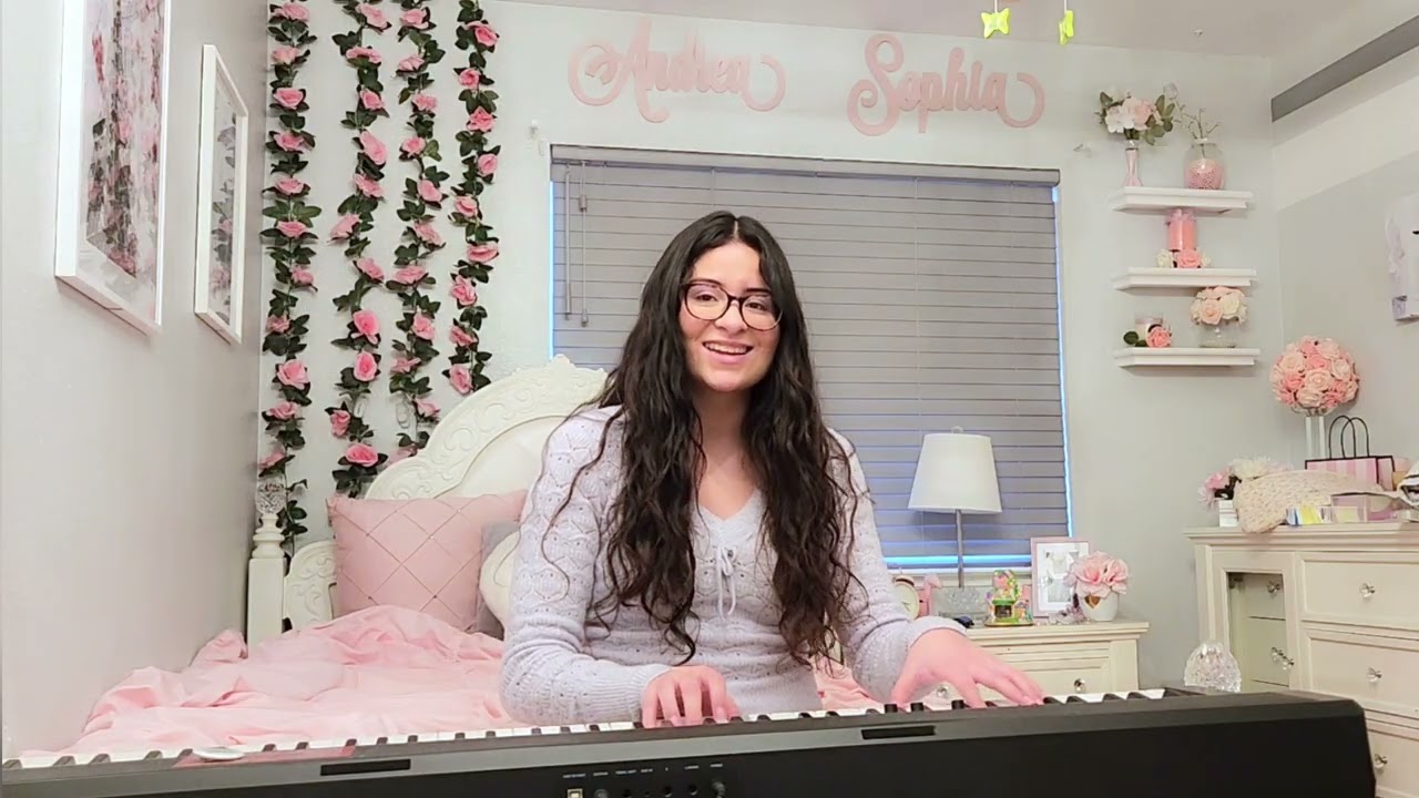 Young and Beautiful - Lana Del Rey cover | Sophia Padilla