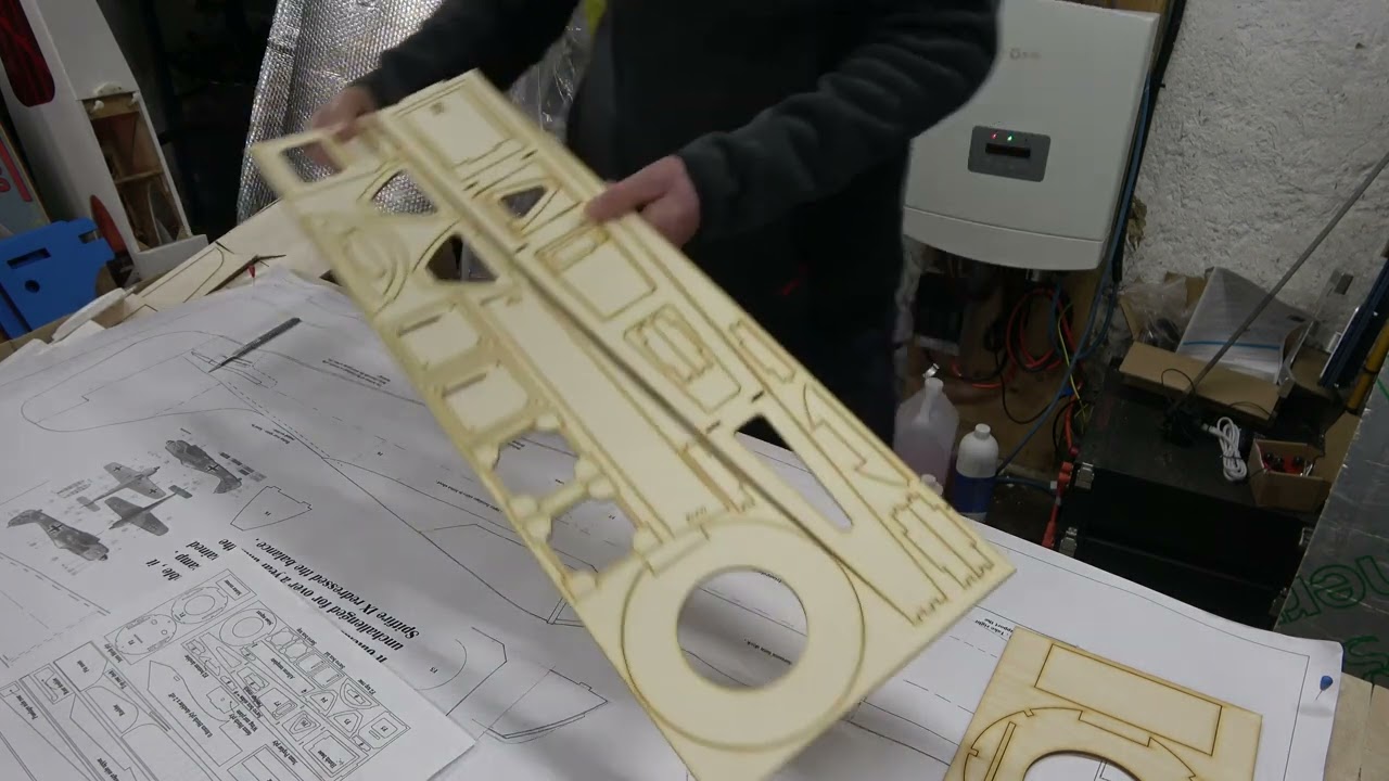 Warbirds Replicas FW190 Build Part 1 - Unboxing and parts