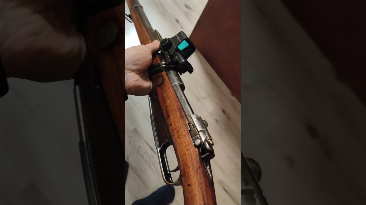 Коллиматор на старинной винтовке.... 🥴