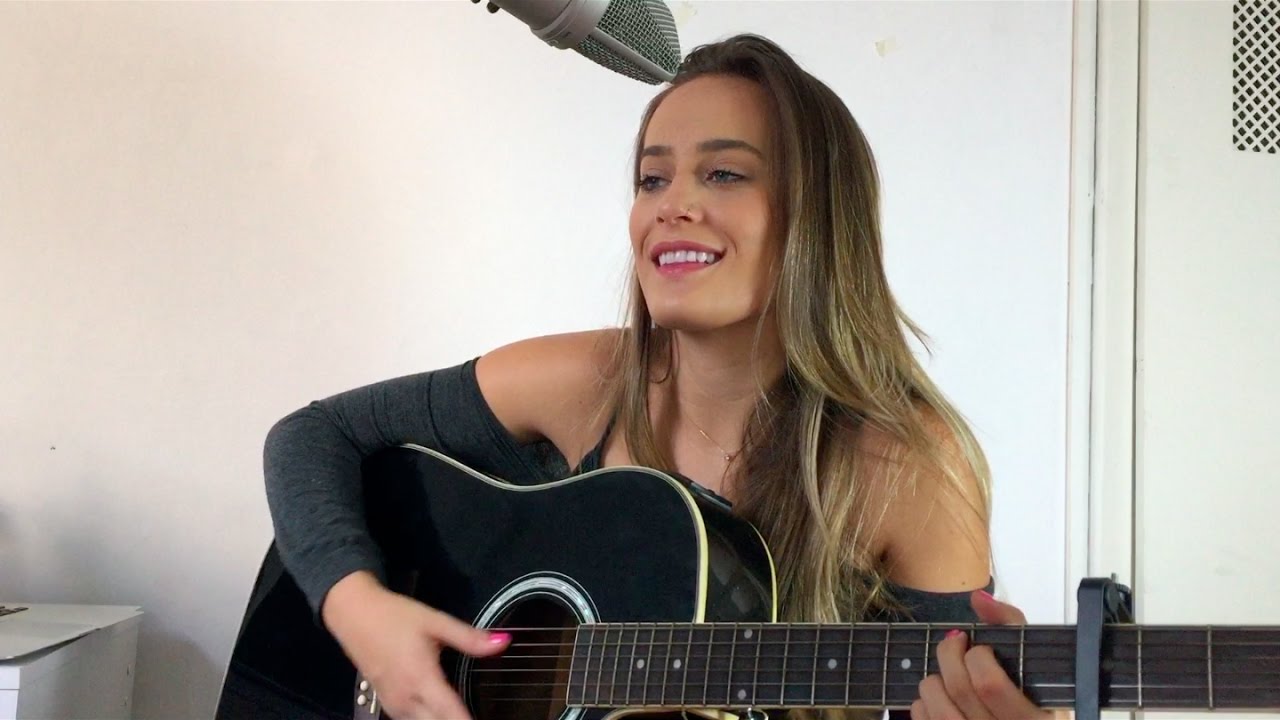 Julia Gama -  Fica (Anavitoria/ Matheus e Kauan)