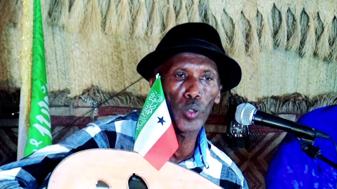HEESTA DUNIDA C LAAHI QARSHE BY FANSAN BAND