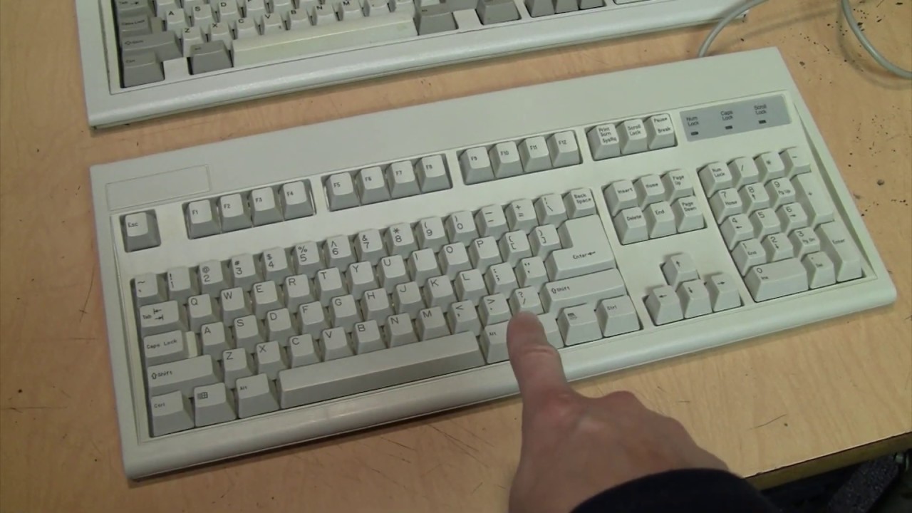 NOT an IBM Model M - Key Tronic E03601 Ergo Force keyboard
