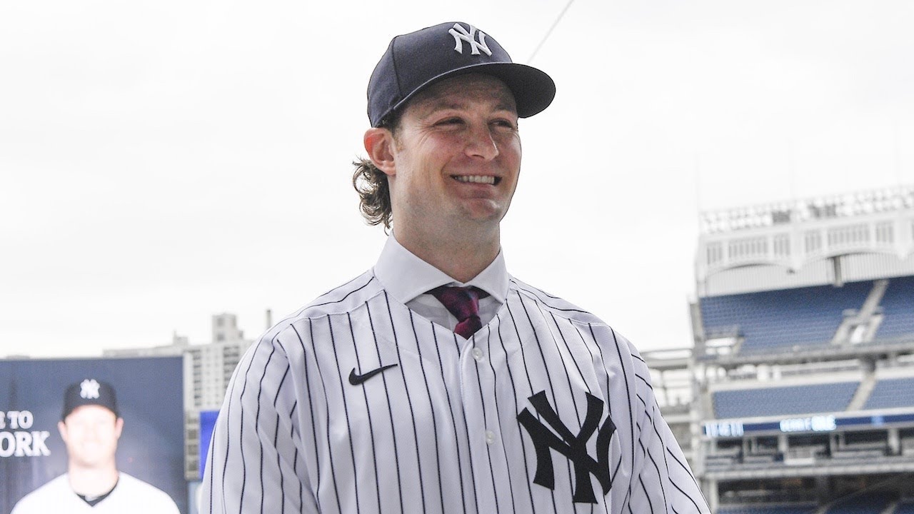 Gerrit Cole dazzles in Yankees press conference