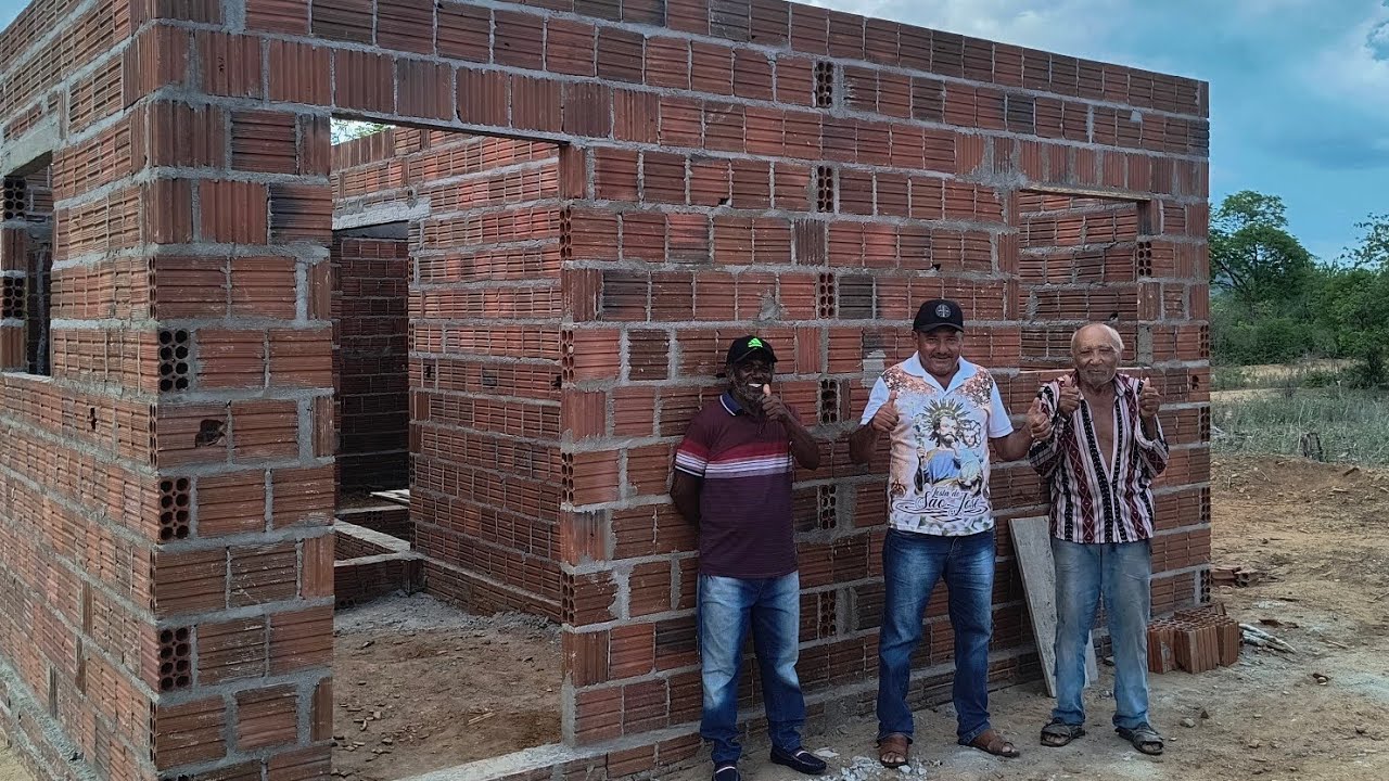 Veja como está ficando a casa do sr Luiz o senhor de 80 anos @EdmarSilvaRealizandoSonhos 