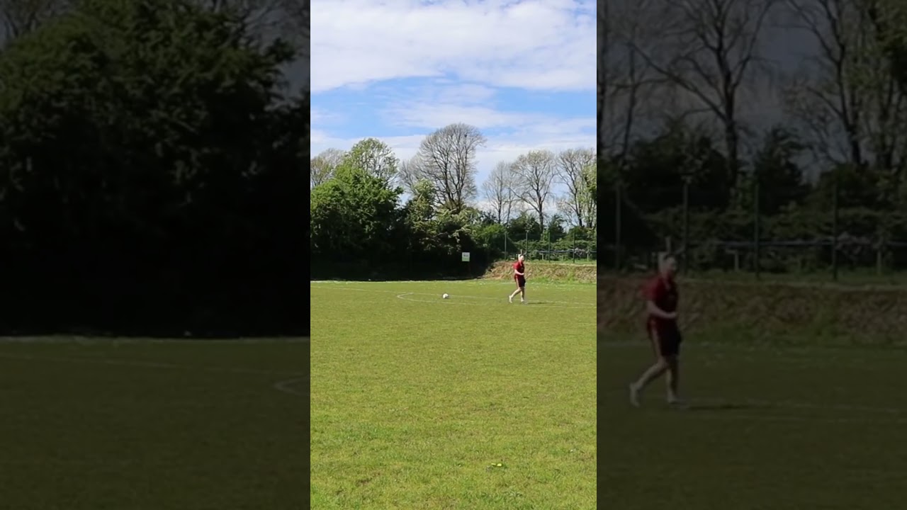 Aaron Kelly breaks the top corner🎯 