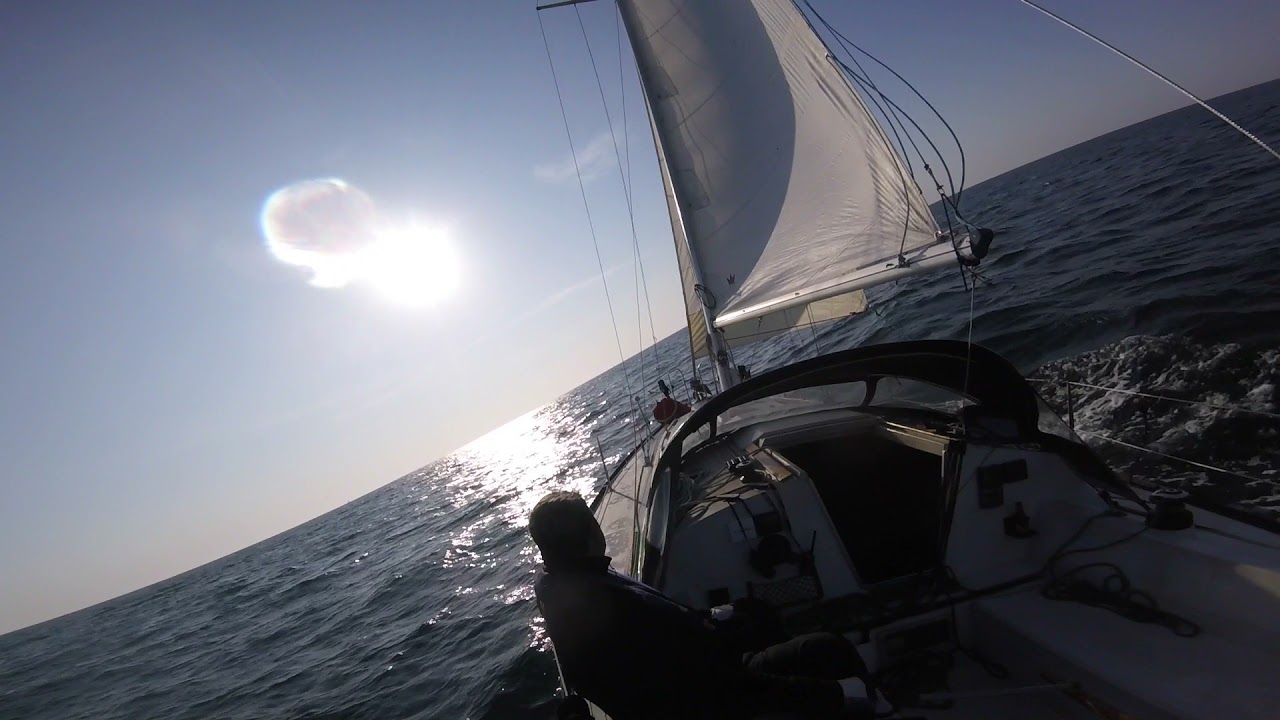 #40 | Et si on confinait sur l'Océan | Ile de Houat | Ecluse Arzal | Dufour 3800