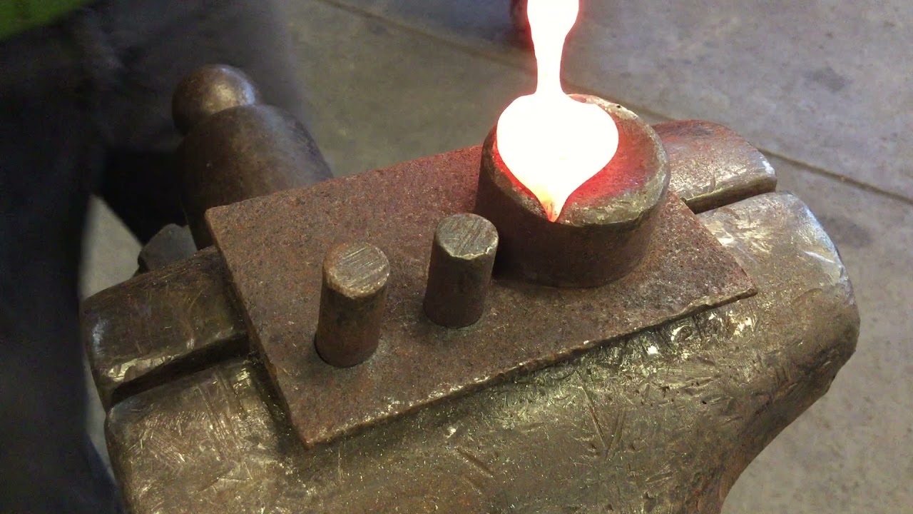 8 Basic Forging Techniques: leaf hook process