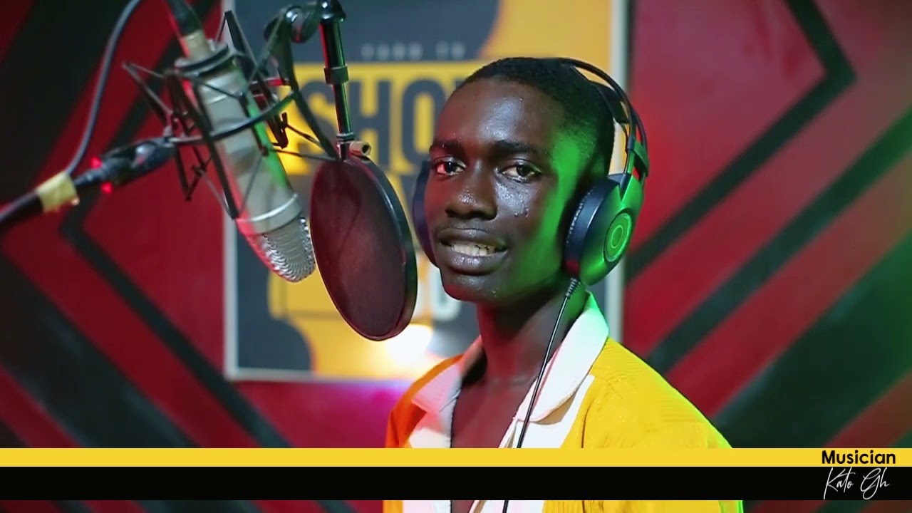 kato Gh's live singing session on Yard TV showcase 360