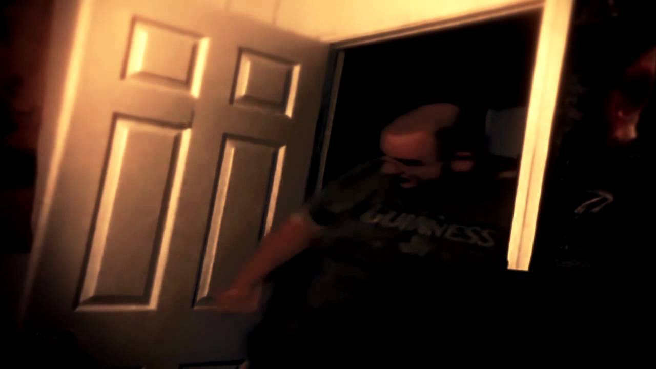 Man vs Door // OCE (WingsOfRedemption)