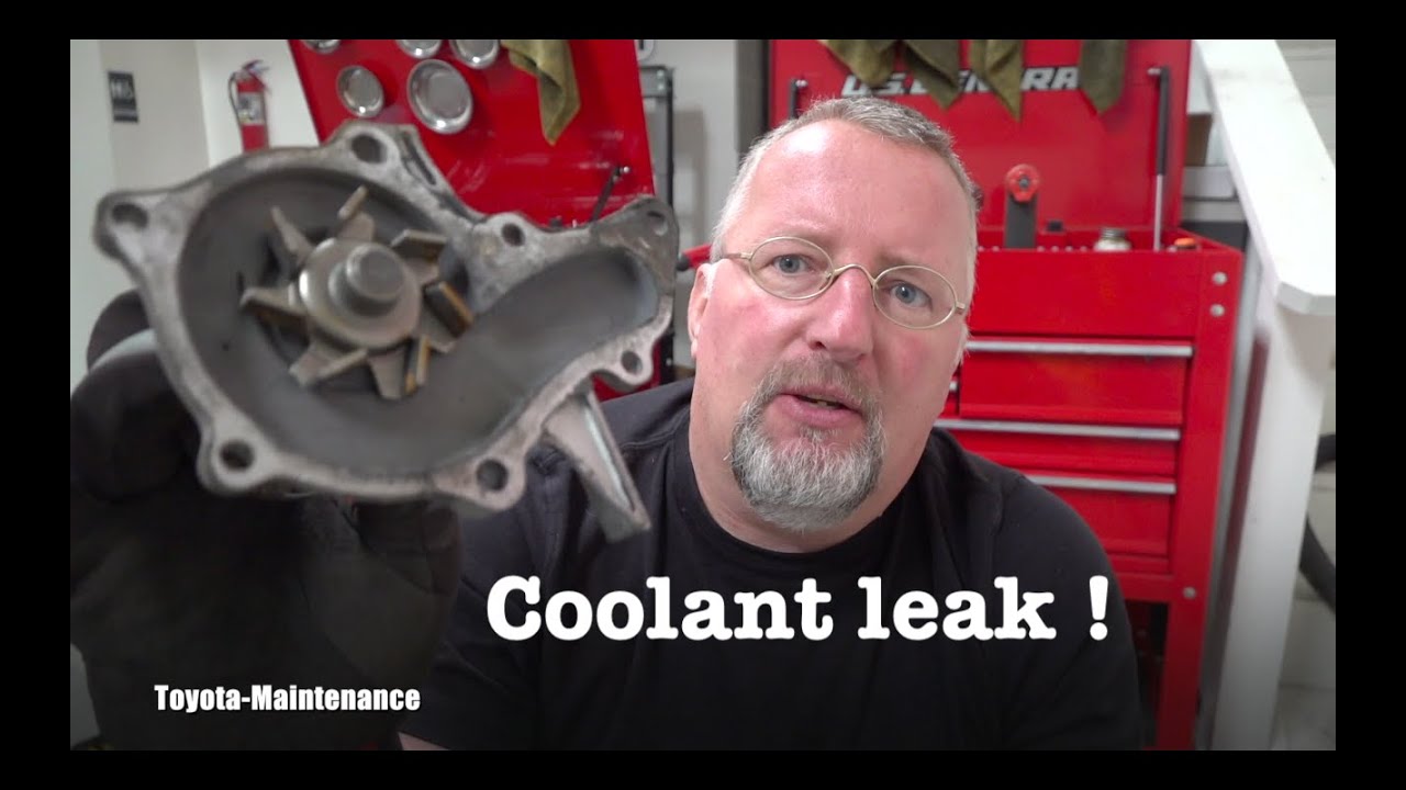 Неисправный водяной насос на Toyota Corolla