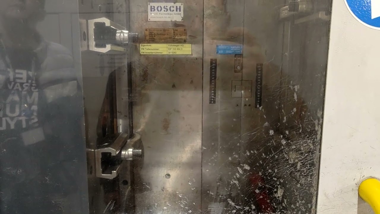 Demag Ergotech 3300-840, Fröccsöntő