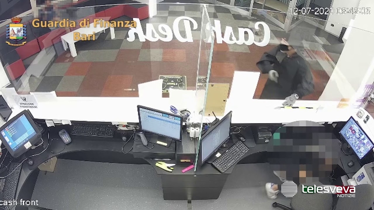 MOLFETTA | Rapina a mano armata in una sala scommesse, i 3 autori arrestati dopo 7 mesi di indagini