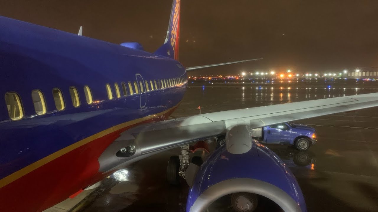 Southwest Airlines Boeing 737-700 Flight from Chicago to Kansas City