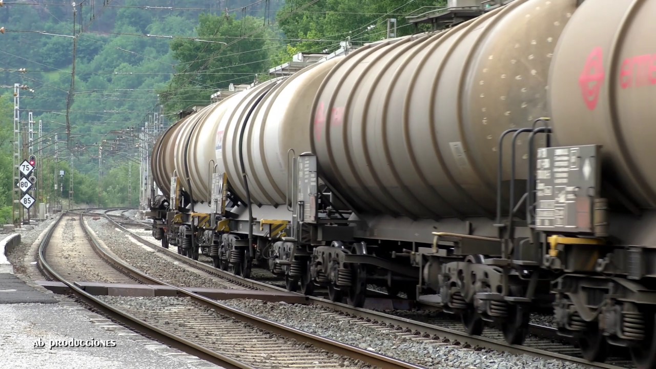 TRENES RENFE EN CIRCULACIÓN (SONIDO DIRECTO) (HD).