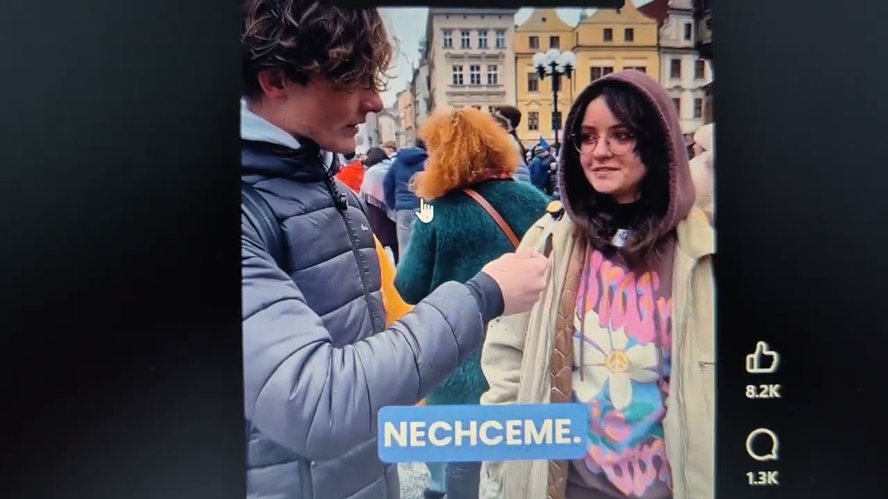 Naše mládež: prázdno v hlavě, ale probolševik hradní a rudá pirátská propaganda má živnou půdu...